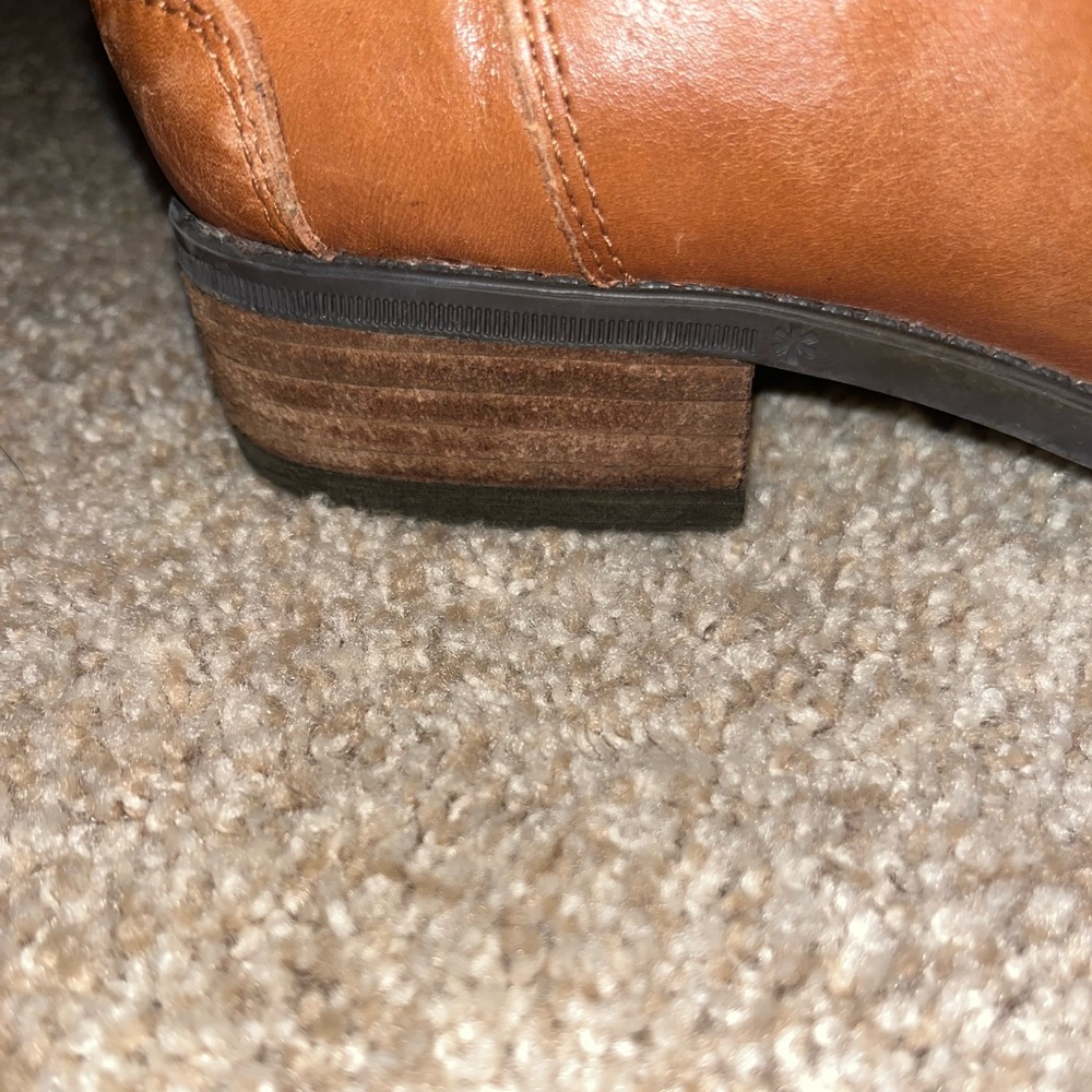 Sam Edelman Riding Boots. - Picture 6 of 8